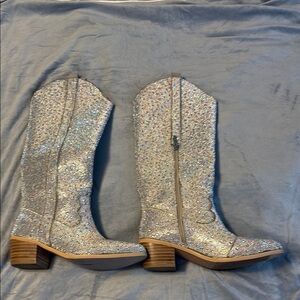Silver Rhinestone Women's Cowboy Boots